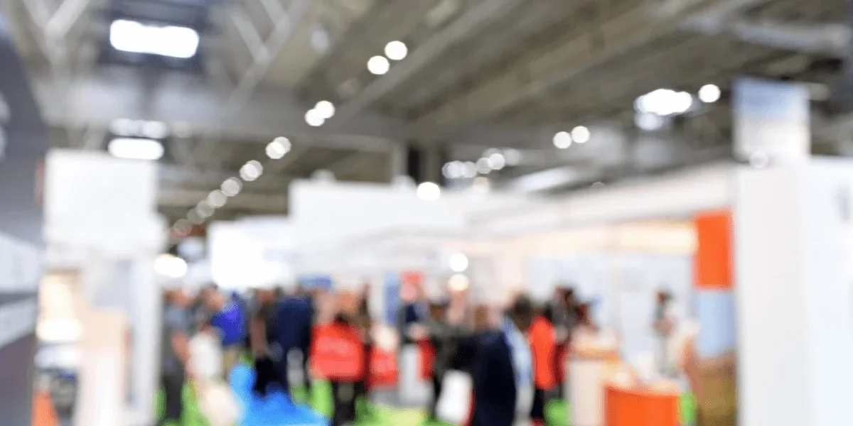 Conferences-_-Shows-_-Construction-_-TinyPNG-pobubke0nk7u072shne4aqmiqpcq1f76r8oueivl94